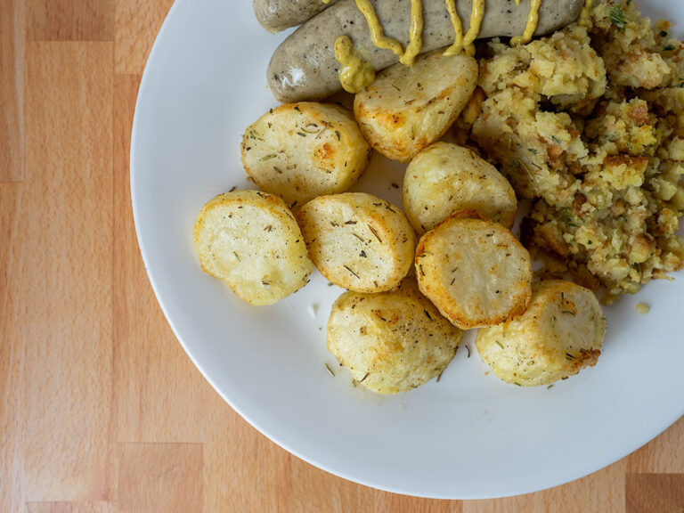 How to make perfectly crisp roast potatoes in an air fryer