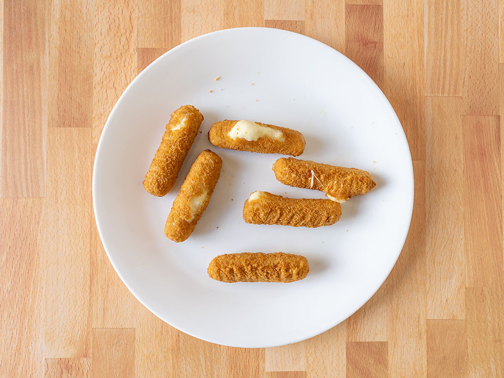 Air fried mozzarella sticks